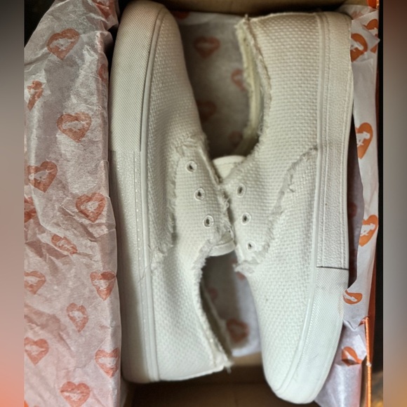 Rocket Dog White Sneakers Women’s 9 - Picture 6 of 6